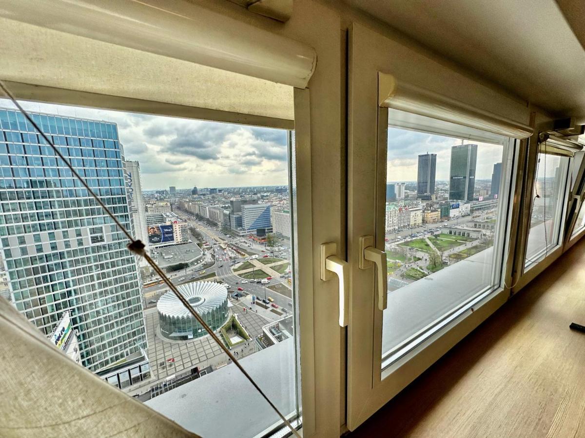 Top Metro X2 Fast Wifi 400 Mbs 70'Tv Netflix Hbo Max Appletv+ Disney+ Warszawa Zewnętrze zdjęcie